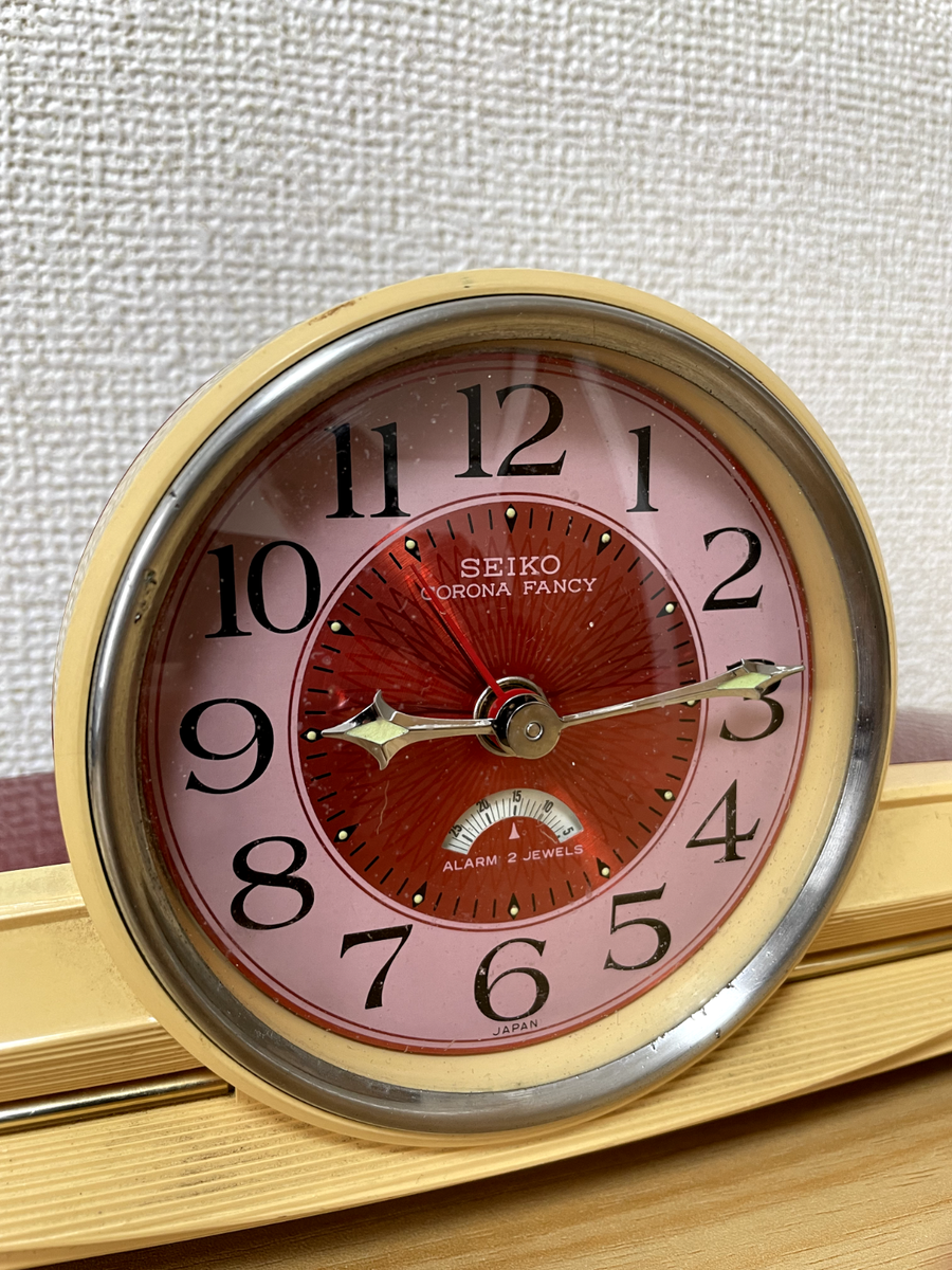 Seiko Corona Fancy Manual Winding Alarm 2 Jewels Clock Vintage Red