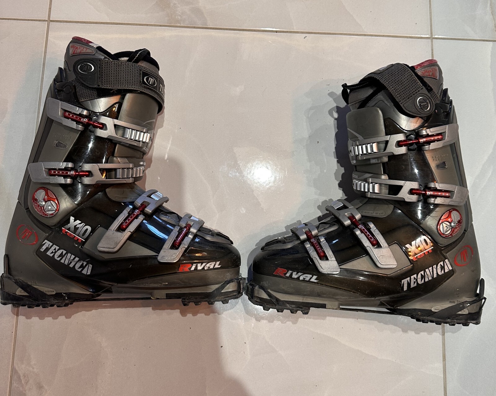 SALOMON Tecnica X10 Scarponi da sci dieci 270 275 UK8 8 5 Cgc con borsa
