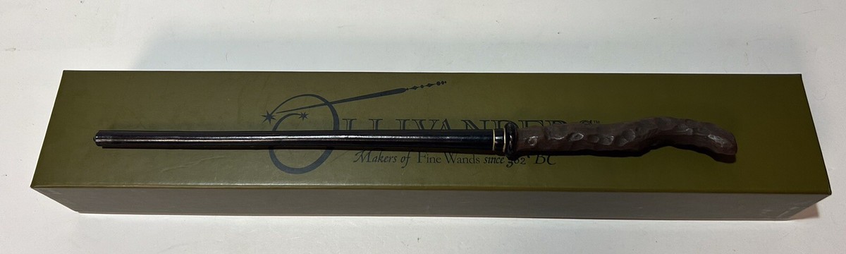 Ollivander Wand Hazel 9 Box & Map Wizarding World of Harry Potter