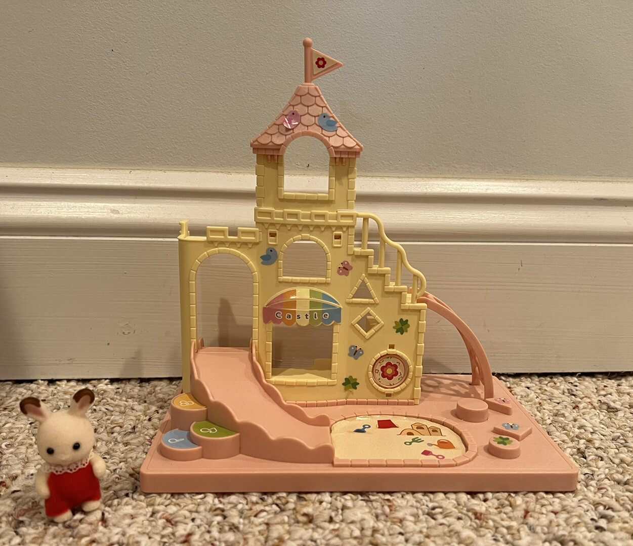 Foto 1 di 12