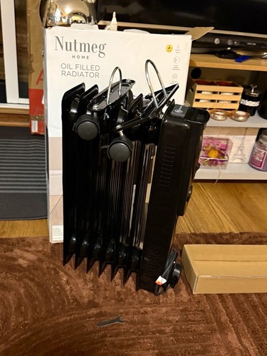 Nutmeg Home Oil Filled Radiator Portable Electric Heater 1500W Timer Black