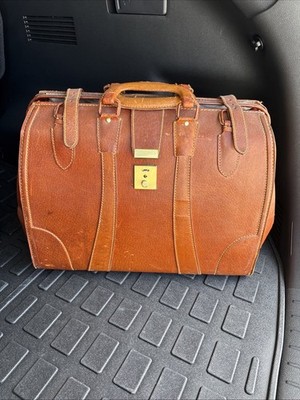 Tan Leather Gladstone Doctor Bag / Travel Bag / Briefcase -