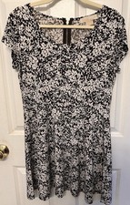 MICHAEL KORS Women’s  Dress Size Petite Large PL Black & White Polyester EUC