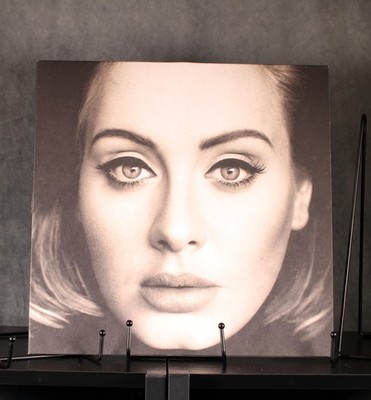 Adele 25 Vinyl LP Record Album 2015 XL Recordings Near Mint NM