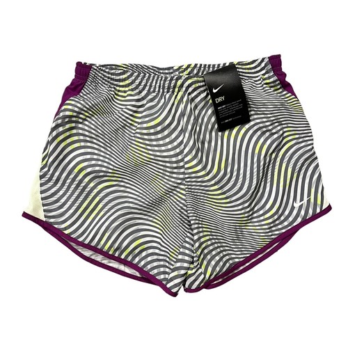 NEU Nike Jugend Kinder Mädchen DRY-FIT Sport Shorts mit Innenschicht Größe XL