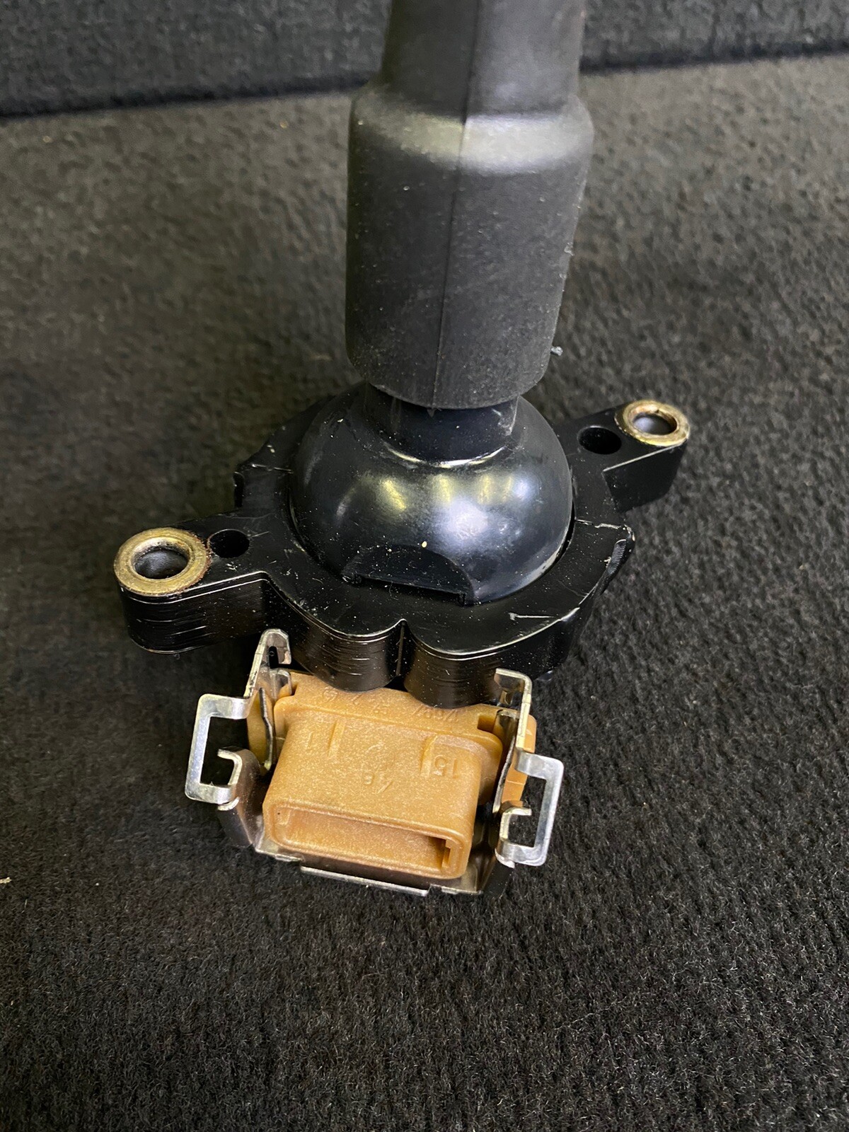 20002003 BMW E39 M5 V8 S62 Engine Motor Spark Plug Ignition Coil OEM