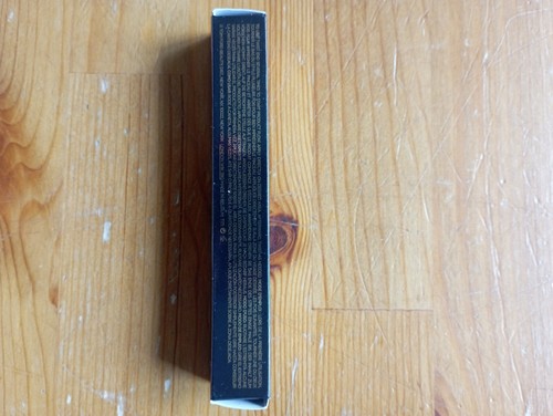 Tom Ford Concealing pen Shade 9.0 - Picture 3 of 3