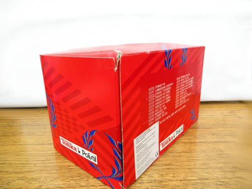 Tonka Polistil 2251 Volvo 740 GLE - Metallic Blue - Boxed 1:25 - Picture 12 of 16
