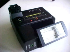 Sunpak 322 flash unit (bx 54)