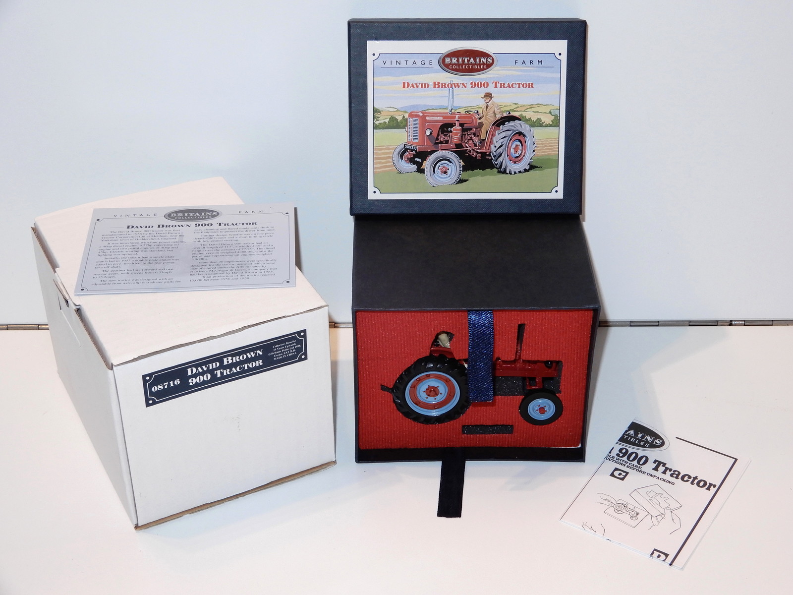 BRITAINS VINTAGE FARM DAVID BROWN 900 TRACTOR MIB 1990s ENGLAND BRITAINS VINTAGE FARM DAVID BROWN 900 TRACTOR MIB 1990s ENGLAND