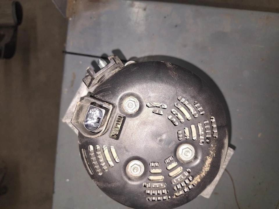 Alternador BMW X5 13 14 15 16 3,0 L, gasolina (turbo), (215 amperios) Foto 3 de 4