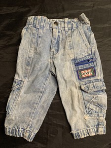 2t levis