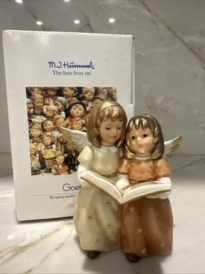 Goebel Hummel Figurine 41-084~ Singing With The Angels ~ 5 
