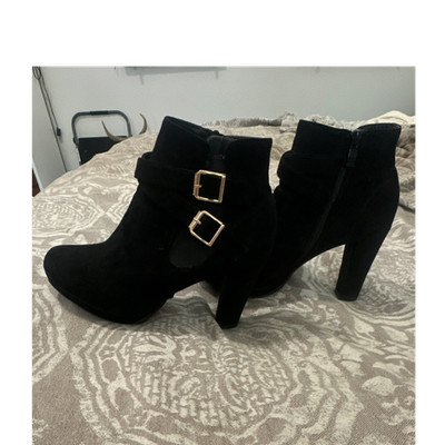 Tom Ford Hazel Black Suede Ankle Booties Zip Buckle Round Toe US 9 B