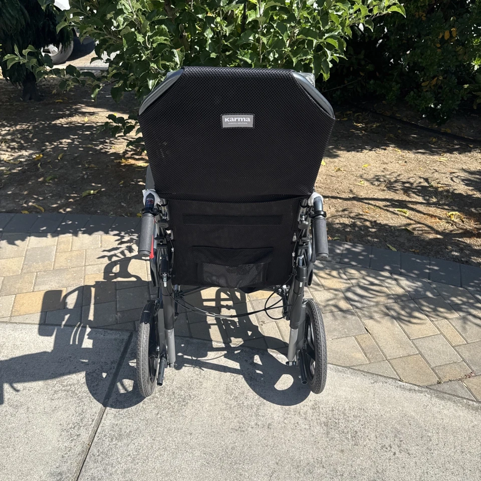 Silla de ruedas plegable reclinable transporte Karman Healthcare VIP-515-TP-18 Foto 4 de 4