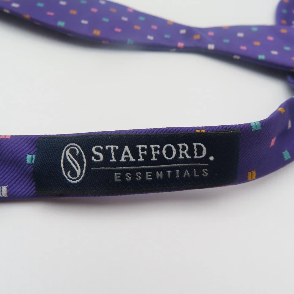 Pajarita Stafford púrpura rosa lunares 2" de ancho autocorbata poliéster Foto 3 de 4