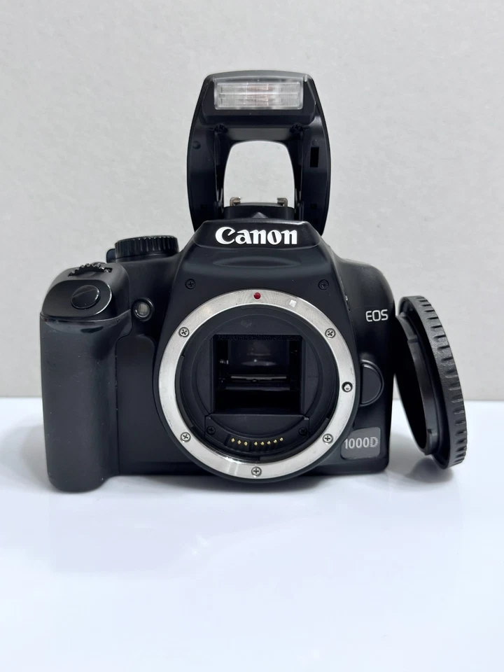 Digitalkamera Canon EOS 1000D / Digital 10.1MP Live View / nur 18710 Auslösungen - Bild 2 von 4