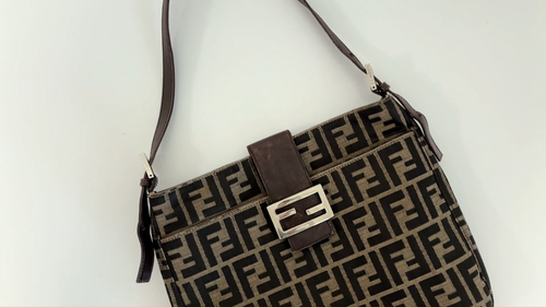Borsa a tracolla FENDI Mamma Baguette Zucca - Video 1 di 1