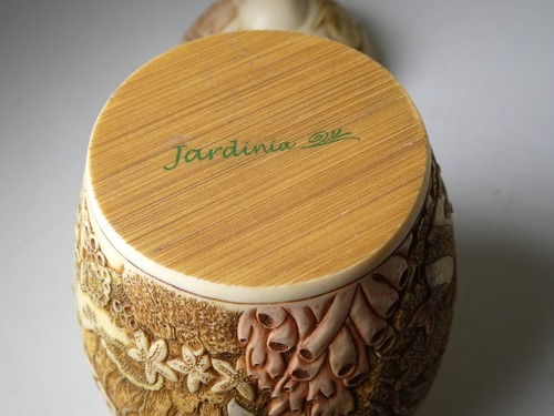 Jardinia Marble Resin Pot Detailed Mysteries of the Deep Mermaid Seabed Scene - Picture 8 of 9