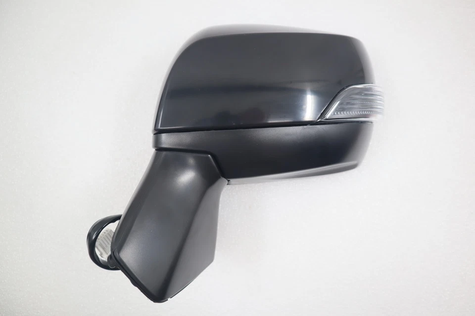 Espejos retrovisores de señal de giro plegables eléctricos automáticos con interruptor para Subaru Forester 2014~2018- Foto 4 de 4