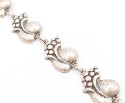 925 Sterling Silver Vintage Necklace VIKINGCRAFT Carved Designer Mangoes NE4415