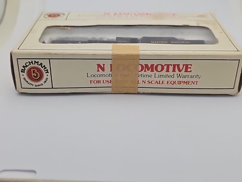 Bachmann N Scale Union Pacific Prairie 2-6-2 Locomotive & Tender in Box - Picture 6 of 10