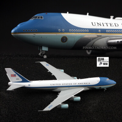 BOEING VC-25A 1:400 アメリカ 金属模型 s-l400.jpg