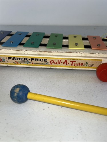 Vintage 1960's Wood Fisher-Price Pull-a-Tune Xylophone Piano with Mallet No. 870 - Picture 2 of 5