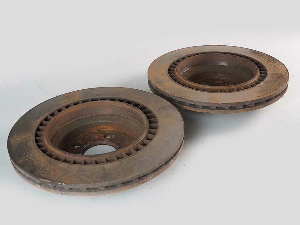 Mercedes Clase E W212 2010-2014 rotor freno de disco trasero izquierdo derecho Lh Rh OEM Foto 2 de 4