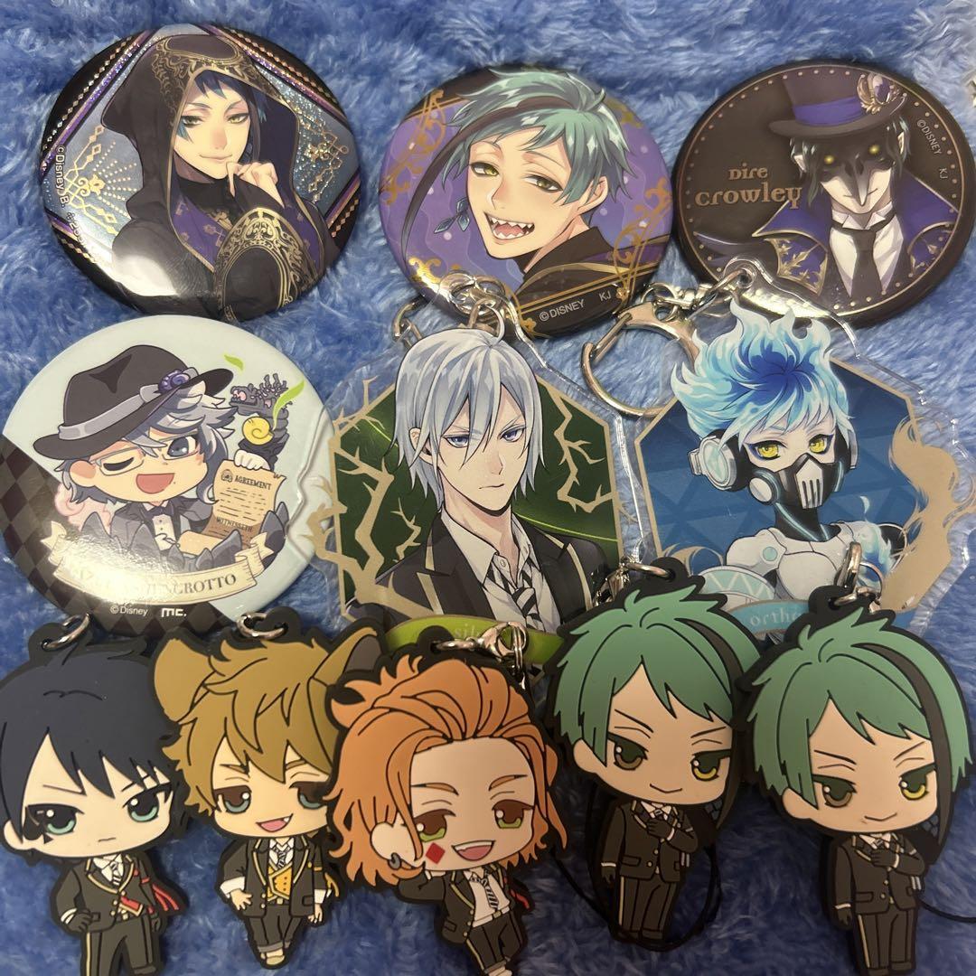 TWISTED WONDERLAND グッズ Twisted Wonderland Merchandise Bundle Badges Keychains Stands