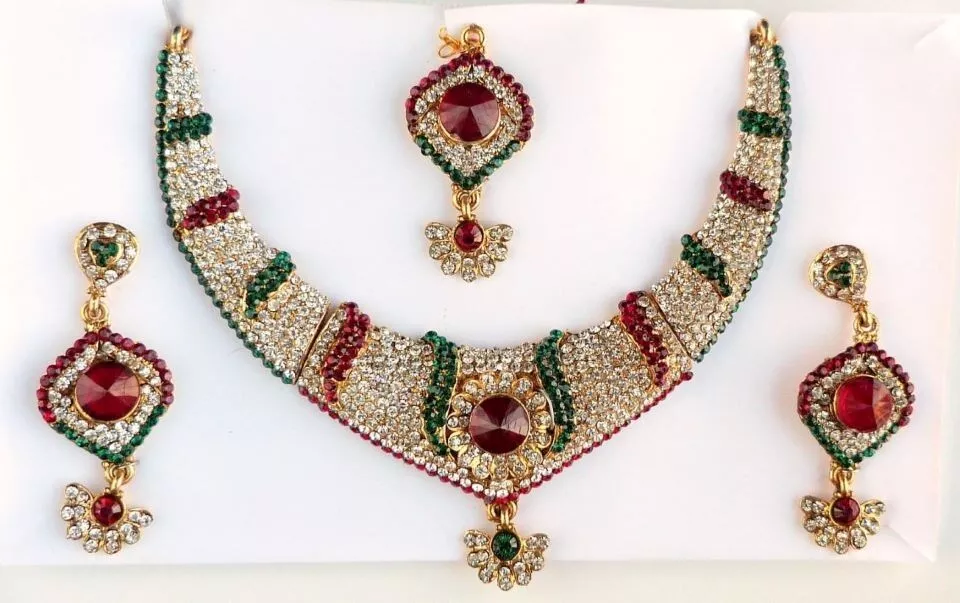 Indian Traditional Gold Red Green Necklace Earrings Wedding Bridal