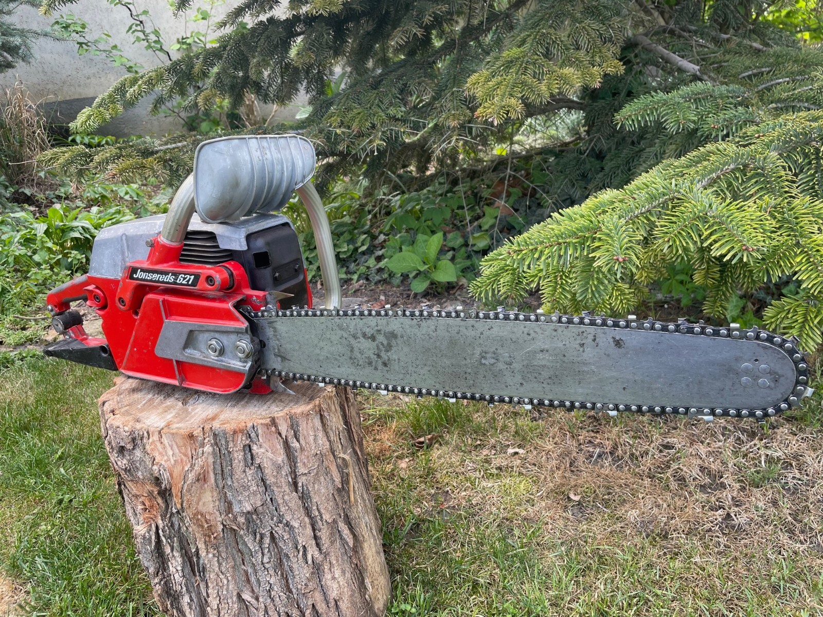 Vintage Jonsereds 621 chainsaw in factory condition, serviced, for sale