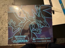 Pokémon Center Top-Trainer-Box Mega-Entwickl...