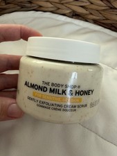The Body Shop Almond Milk & Honey Exfoliating Cream Scrub 245g