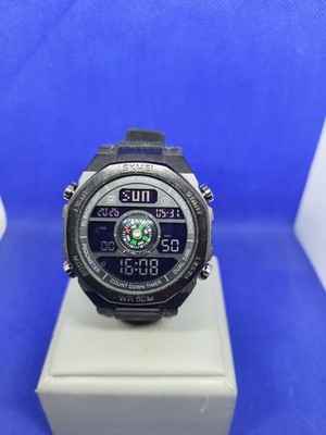 Quartz Uhr Kompass + Pedometer Multi-Funktionen Alarm Timer Chronograph1/100 Neu