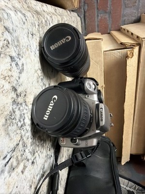 Canon EOS Digital Rebel XT 8MP Silver DSLR  W 18-55mm Lens/75-300mm *TESTED