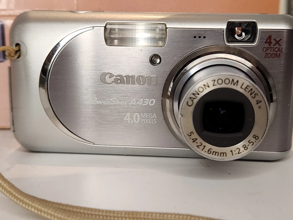 Canon PowerShot A430 / Kompakte Digitalkamera / Funktioniert - Bild 2 von 4