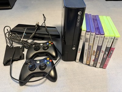 Microsoft Xbox 360 Heimkonsole Schwarz Bundle mit 2 Controllern, Kinect & Spiele