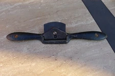 VTG WM ENDERS OAK LEAF SPOKE SHAVE.