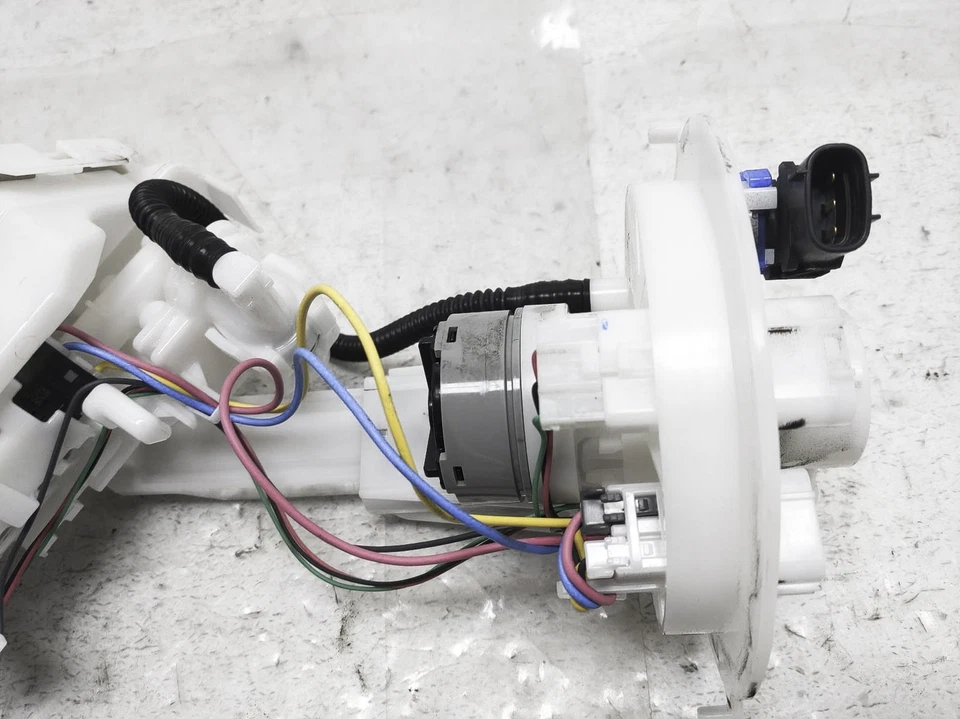 Bomba de tanque de combustible de gasolina Toyota Venza 2021-2023 - 77020-42251 Foto 4 de 4