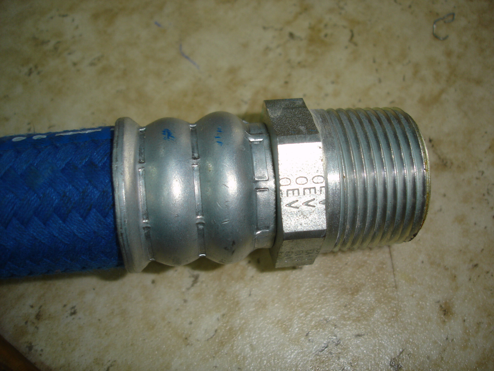 NEW PARKER SAE 100R516 HYDRAULIC HOSE 22MM (7/8") APPROX 37" OVERALL