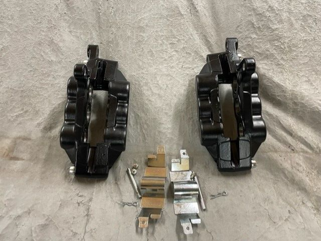 TAKKOACEページ Tokico fully rebuilt 6 pot front brake calipers with pads. gsxr