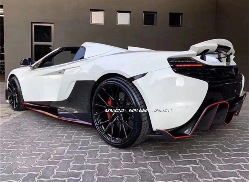 Falda lateral negra brillante/fibra de carbono para McLaren MP4-12C 650S actualización 675LT Foto 4 de 4