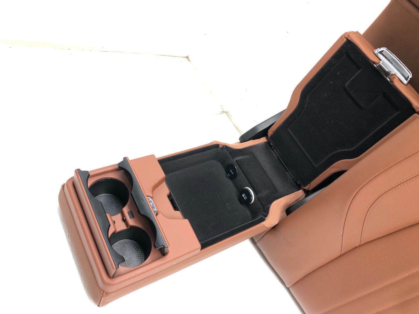 2014-2019 MASERATI GHIBLI S Q4 LEFT DRIVER REAR LEATHER SEAT OEM.