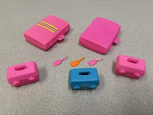 Vintage 5 Piece Luggage Lot For Barbie Dolls 1977 Suitcase w/ Tag & Travel Cases