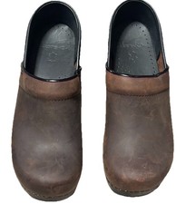 Dansko professional Brown Leather Oiled Clogs Size EU 41 US 10.5