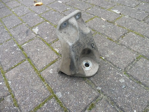 Audi A6 4F 3.0 TDI Getriebehalter rechts 4F0399114B BMK V6 C6 2006