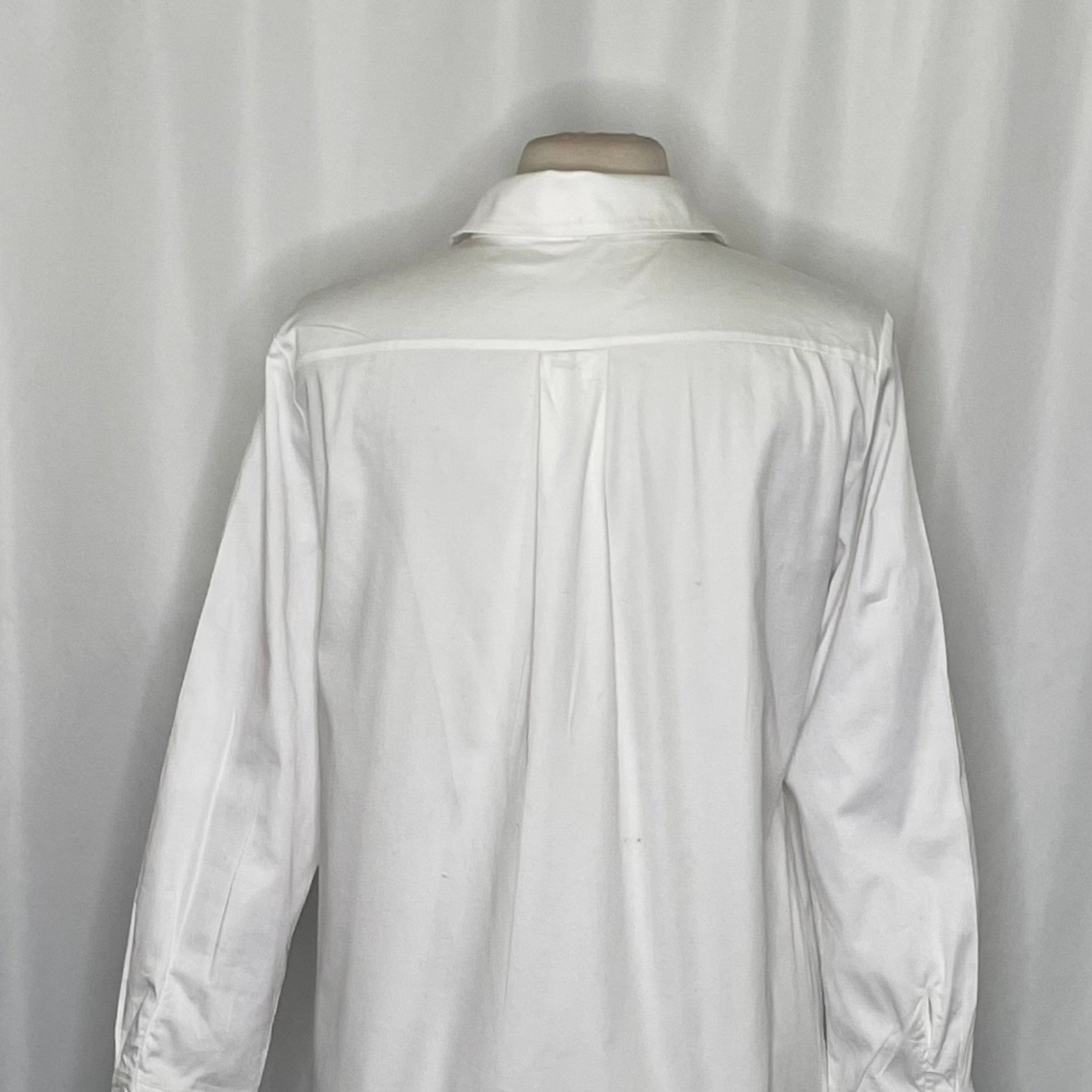 ALICE + OLIVIA Classics Solid White Buttondown Sh… - image 7