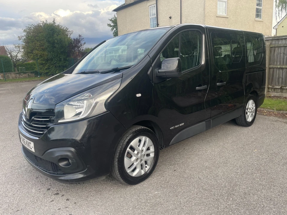 2016 Renault Trafic Sport Energy SL27 1.6 DCi 9 Seater Minibus *New MOT *No VAT - Image 3 of 4