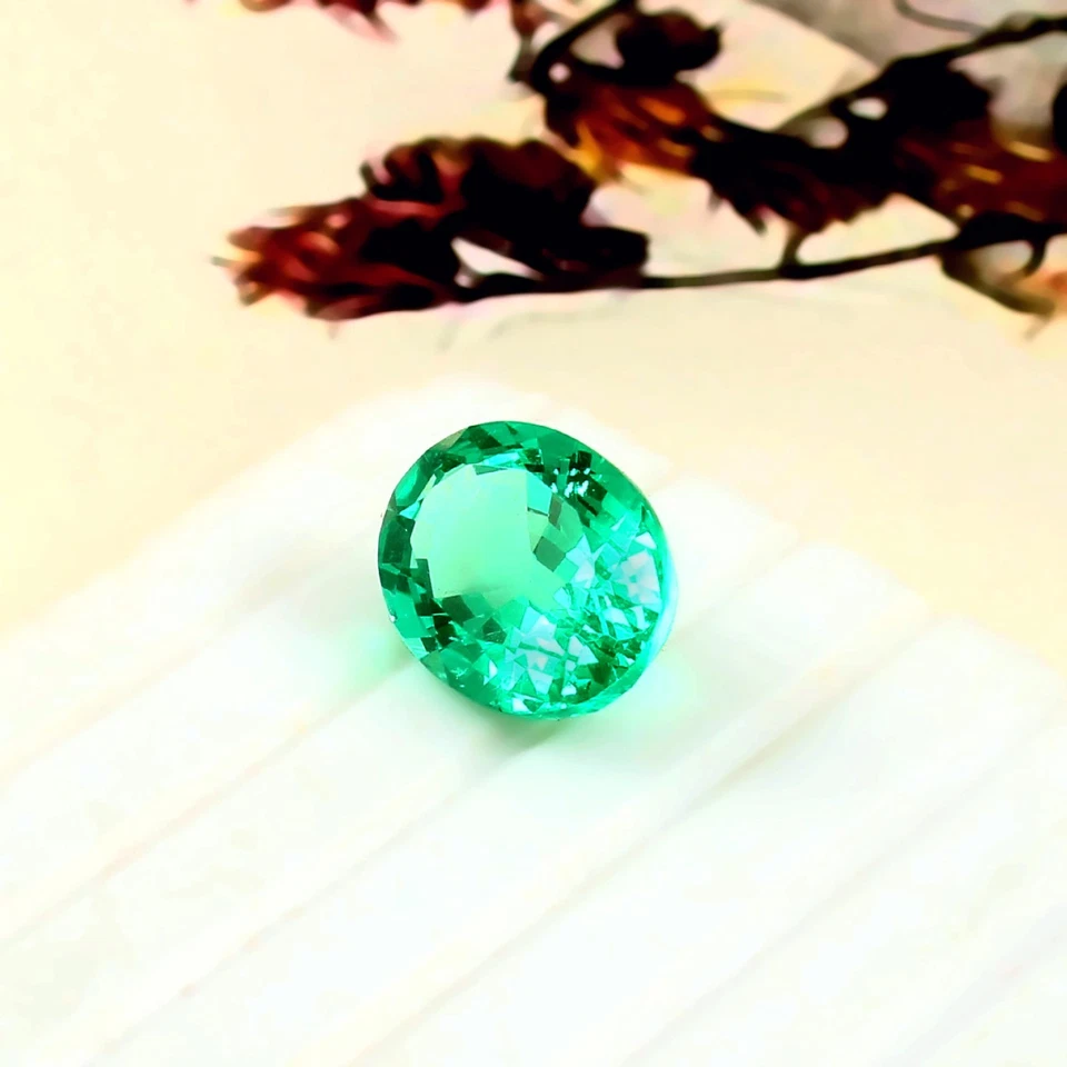 3.60 CT Lab Grown Colombian Hydrothermal Emerald Loose Gemstone Oval Cut 11x8 mm - Image 4 of 4